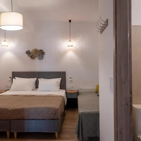 Panteronisia View * Angairiá