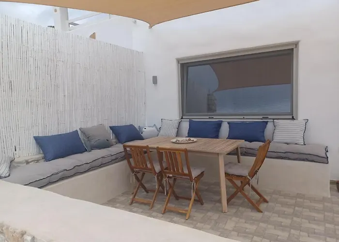 Semesterbostad Panteronisia View *