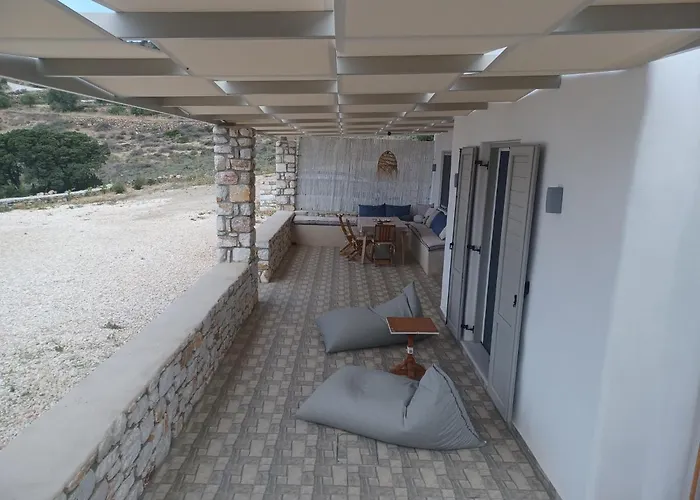 Panteronisia View Semesterbostad Angairiá